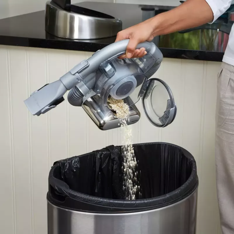 Black & Decker PD1820L-QW Flexi aspirador de mão, cromado