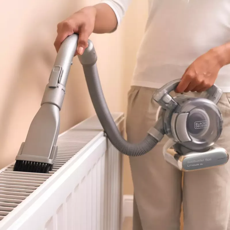 Black & Decker PD1820L-QW Flexi aspirador de mão, cromado