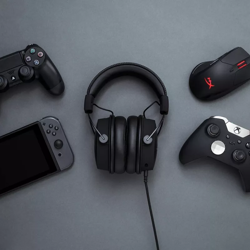 Headset de gaming HyperX Cloud Alpha (preto-vermelho)