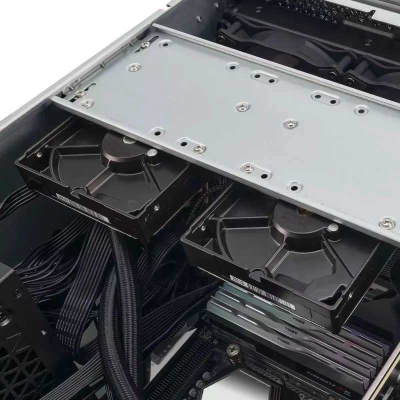 SilverStone SST-RM44 caixa de servidor rack 4U, SSI-EEB/SSI-CEB/ATX, preta