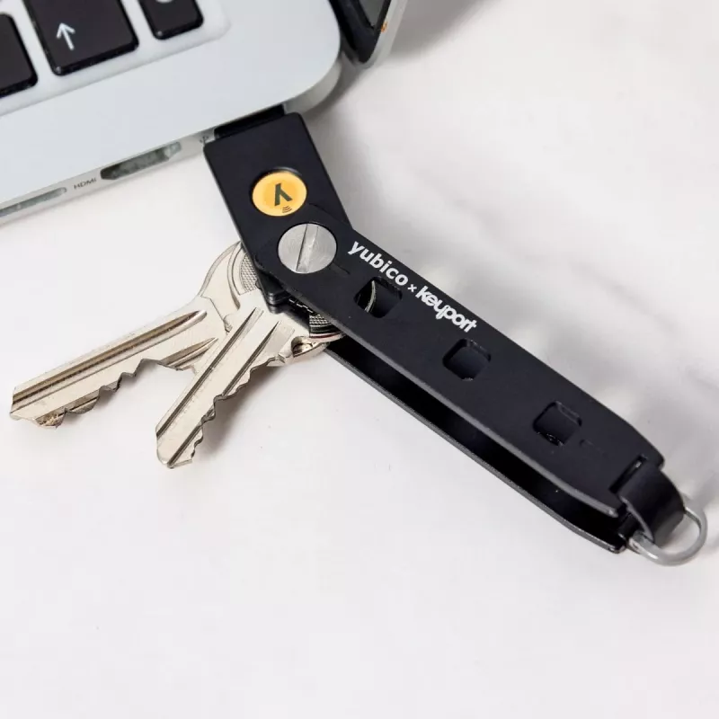 Chave de segurança YUBICO NFC USB-A