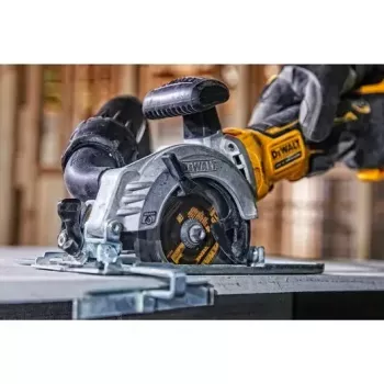 Serra Circular DeWALT DCS691N-XJ
