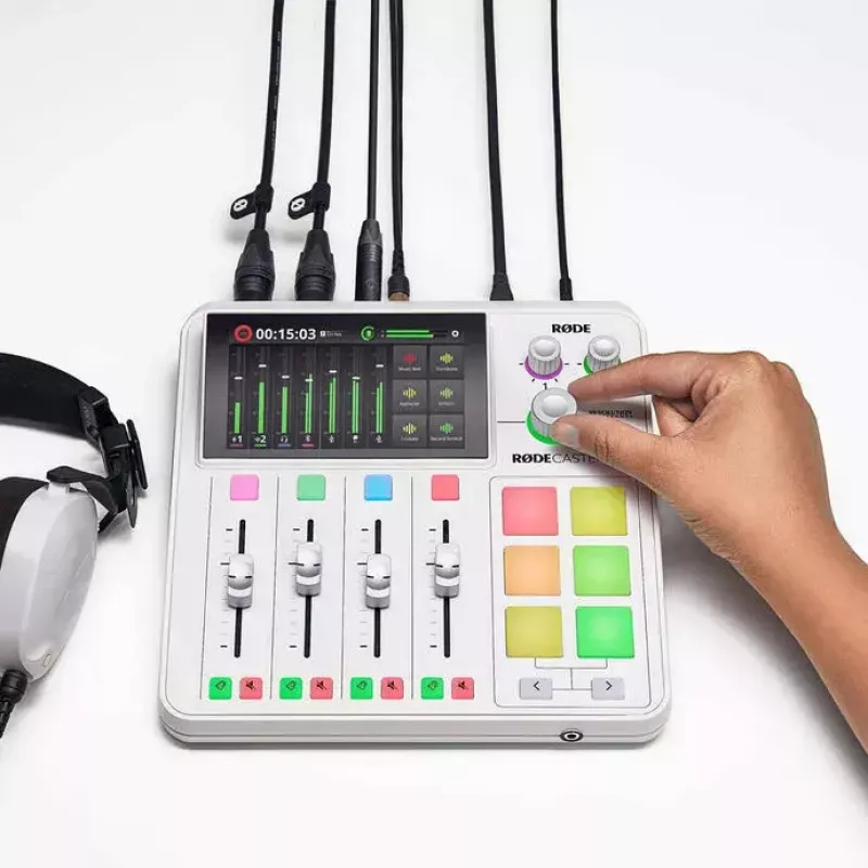 Interface de áudio Rode RodeCaster Duo branco – Consola de podcasting USB de 2 canais com misturador e pré-amplificadores
