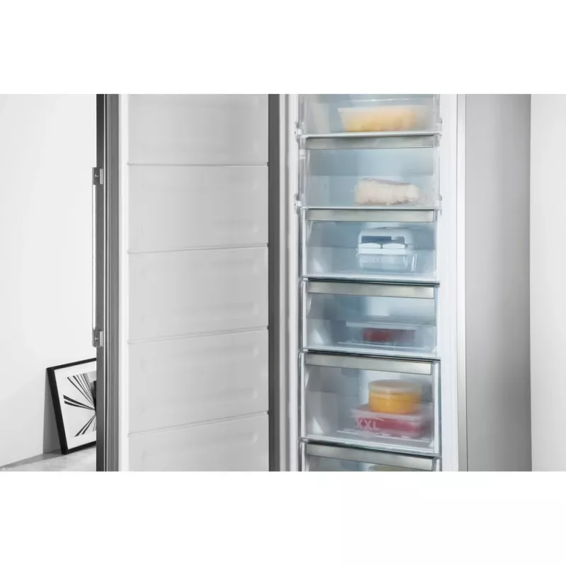 Whirlpool UW8 F2Y XBI F 2 Congelador vertical 263 L aço inoxidável
