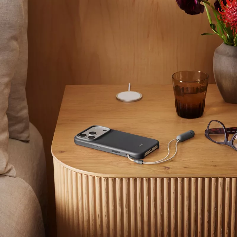 APPLE Beats iPhone 17 Pro – capa com suporte e MagSafe e controlo de câmara – cinzento granito