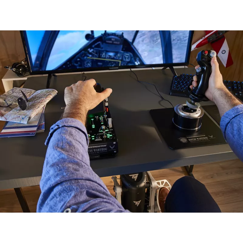Pedais de leme Thrustmaster TPR preto, prateado USB analógico para simulador de voo PC