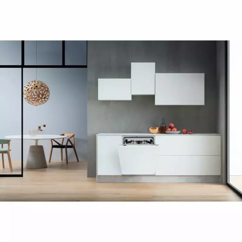 Máquina de lavar loiça semi-integrada WHIRLPOOL WIC 3C26 F — 60 cm, 14 conjuntos de louça, 46 dB, classe energética E