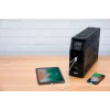 APC Back-UPS Pro, 1600VA/960W, torre, 230V, 8x tomadas IEC C13, onda sinusoidal, AVR, portas USB Type A + C, LCD, bateria substituível pelo utilizador