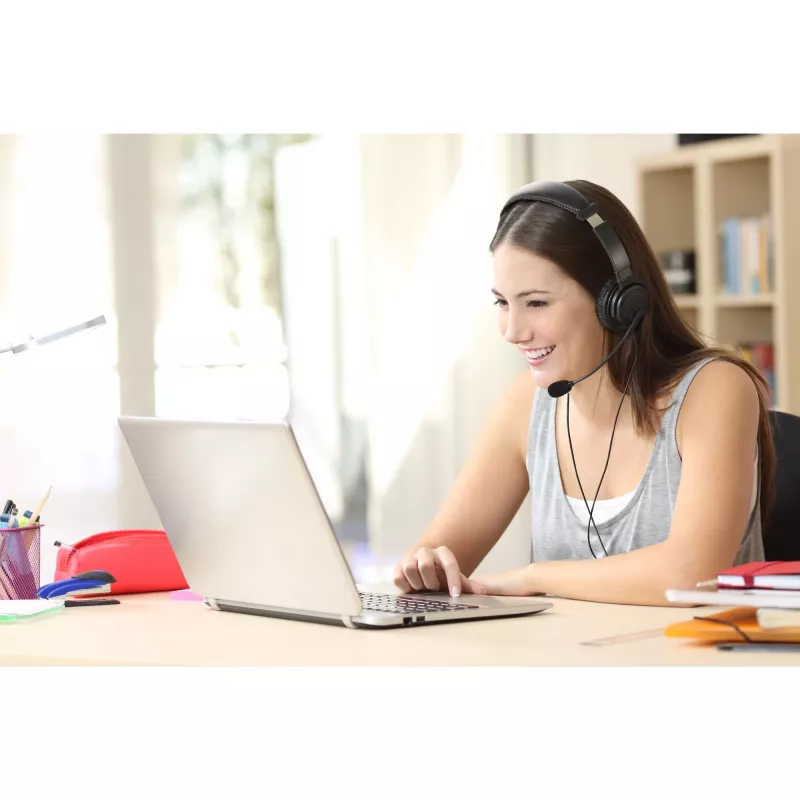 Headset USB-C Kensington Classic com microfone, com fios, chamadas/música, headset, preto