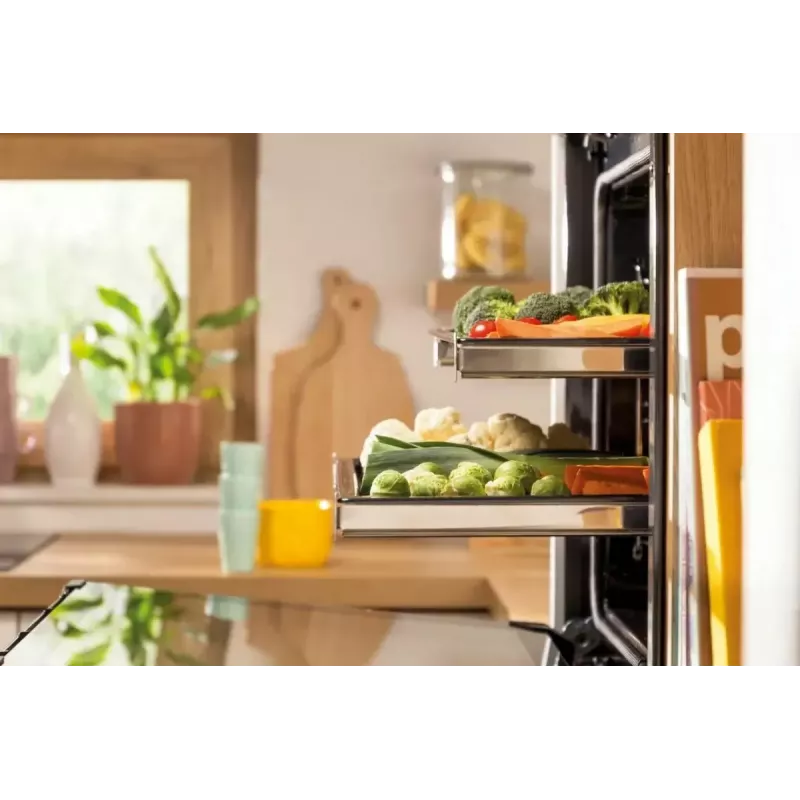 Forno de encastrar Gorenje BOS6737E06FBG — 77 L multifunções, EcoClean, vapor, convecção, controlo mecânico, 59,5×59,5 cm, preto