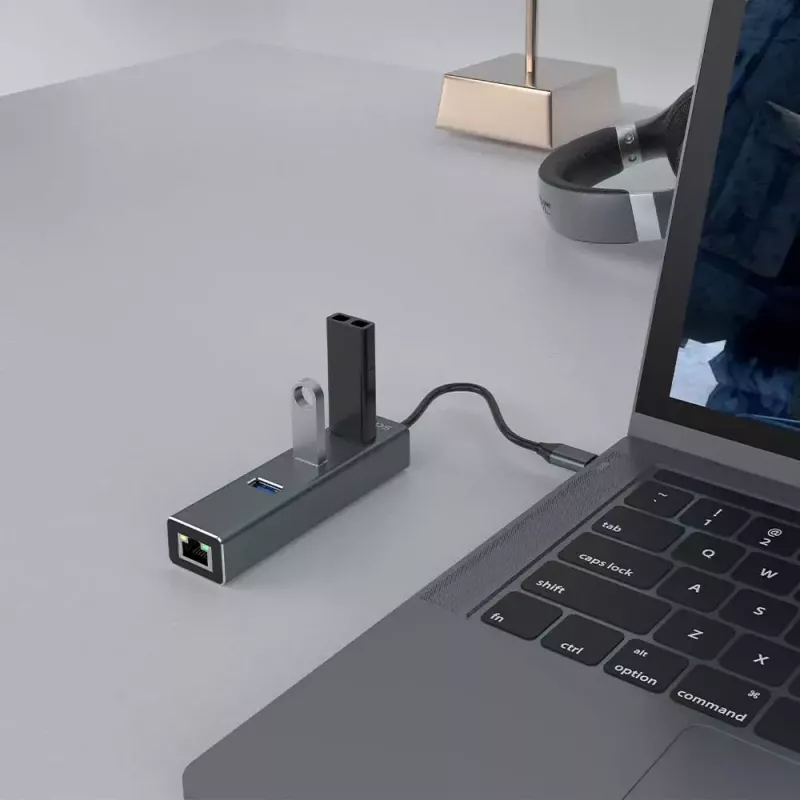 Hub USB-C SAVIO AK-57 com 3× USB-A, RJ-45 Gigabit Ethernet (5000 Mbit/s), alumínio cinzento
