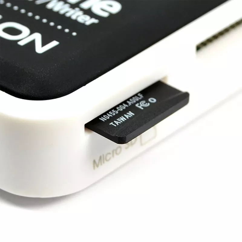 Leitor de cartões Axagon CRE-X1 externo 5 slots, CF, CF Type II, MMC, MMC Mobile, MMCmicro, MS Duo, MS PRO, Memory Stick (MS), MicroDrive, MicroSD...,