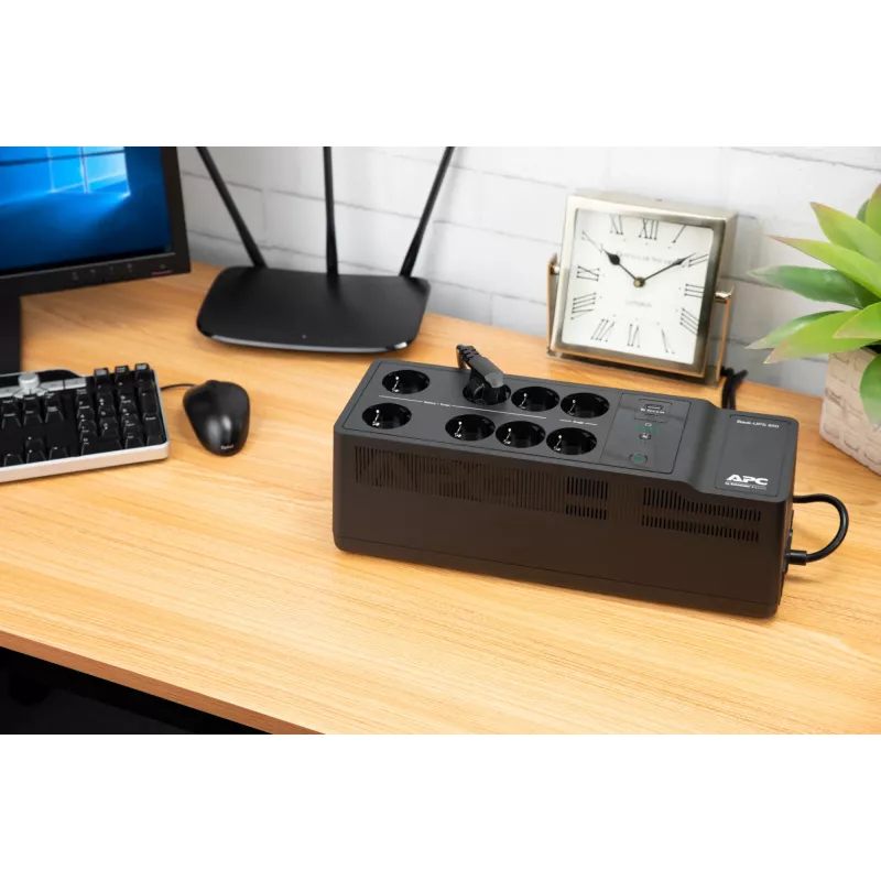 APC Back-UPS BE850G2-GR - alimentação de emergência 8 tomadas, 850VA, 2 carregadores USB, 1 porta de dados USB