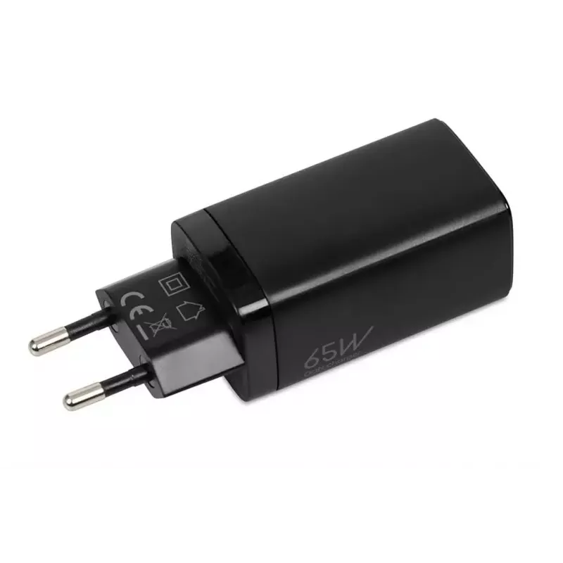 Carregador de CA para dispositivos móveis IBOX ILUC65B — 65 W, 3x USB (2x USB‑A Gen1, 1x USB‑C), preto, 100–240 V