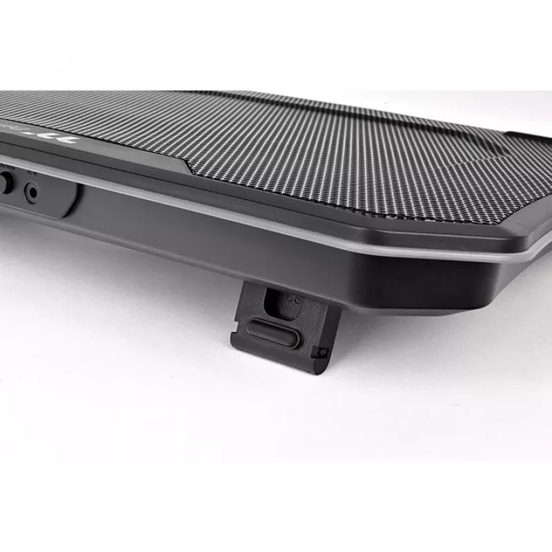 Refrigerador para portátil THERMALTAKE – Massive 12 RGB – 15 polegadas
