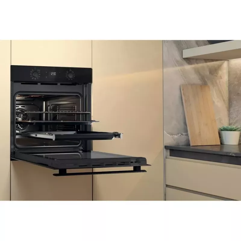 Forno elétrico encastrável WHIRLPOOL OMR58HU1B — 71 L, A+, autolimpeza hidrolítica, convecção, grelhador, extração telescópica