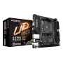 Placa-mãe GIGABYTE A520I AC - Suporta CPUs AMD Ryzen 5000 Series AM4, VRM digital de 6 fases, até 5300MHz DDR4 (OC), 1xPCIe 3.0 M.2, WLAN, GbE LAN, USB 3.2 Gen1