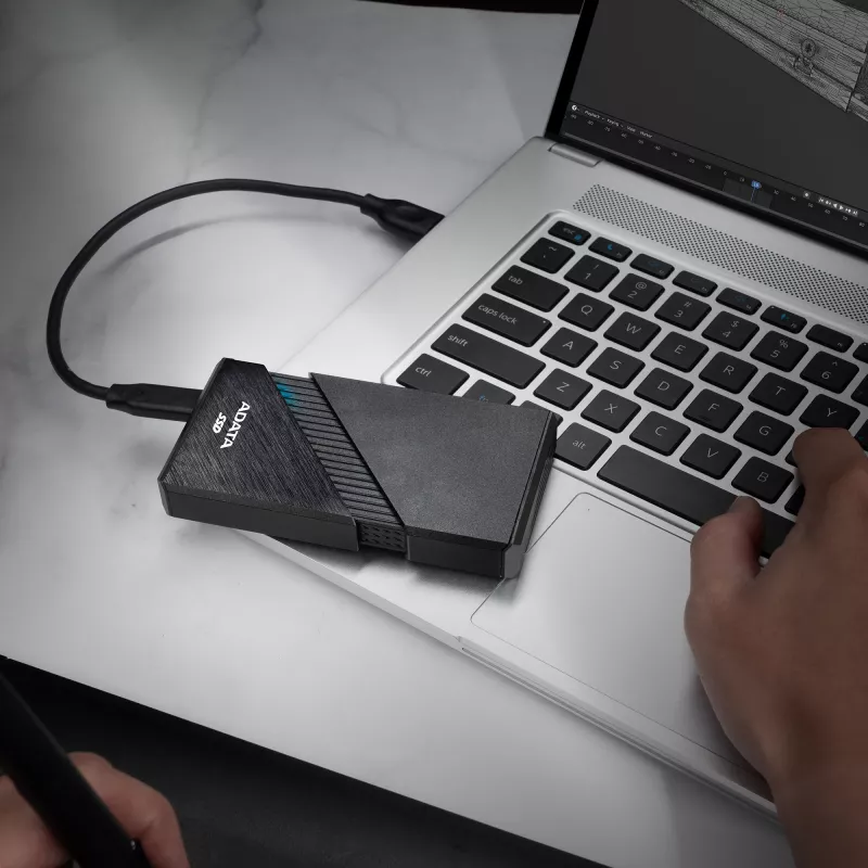 SSD portátil ADATA SE920, 1 TB, USB4, preto