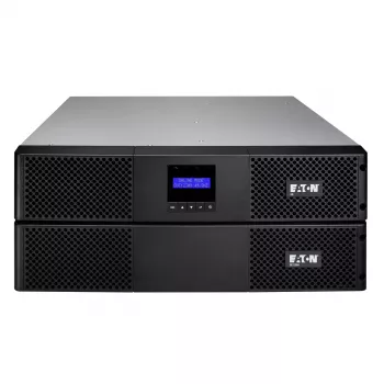 UPS EATON 9E1000IR dupla conversão 1 kVA 900 W 4 saídas AC