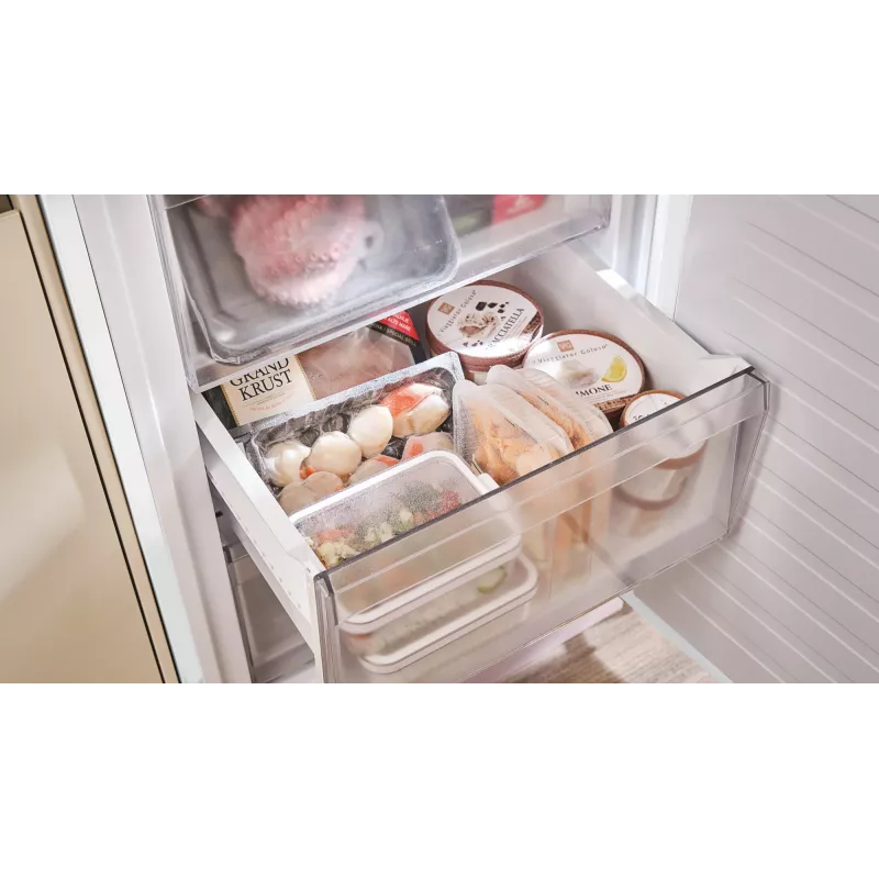 Candy Fresco CNCQ2T618EW independente 355 L branco