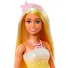 Barbie A Touch of Magic boneca Royal com cabelo com mechas claras, saia com estampa de borboleta e acessórios