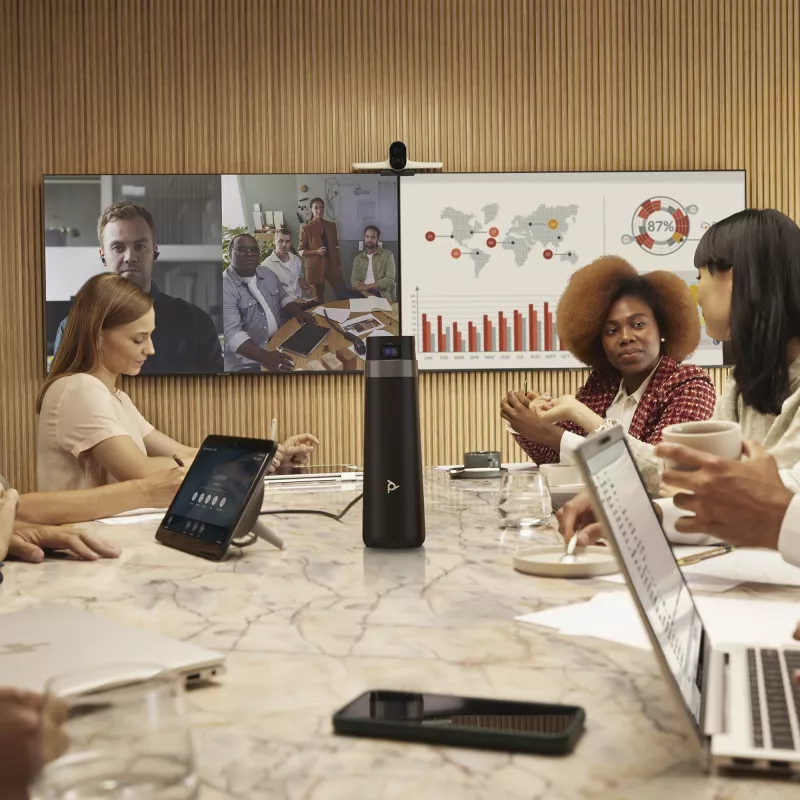 Sistema de videoconferência HP Poly Studio G62 com kit de placas de montagem