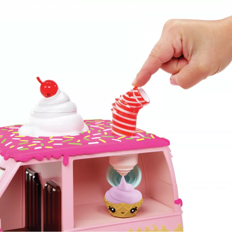 Porta-chaves boneca Yummiland Lipgloss Truck MGA Entertainment