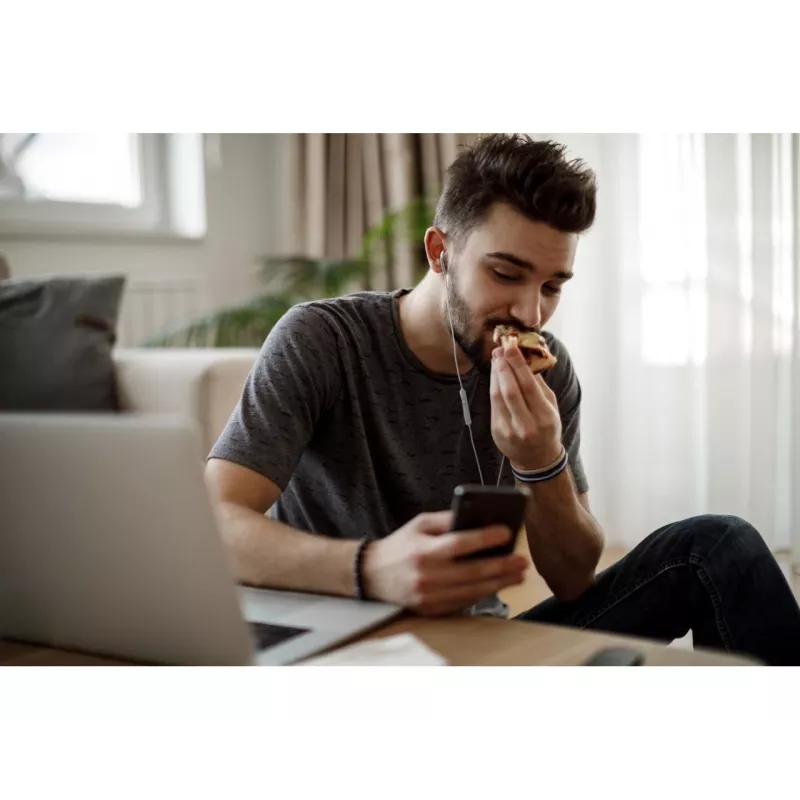 JVC HA-FR17UC auriculares intra-auriculares com fio, USB-C, microfone, driver de 10,7 mm, 1,2 m, IPX2, brancos