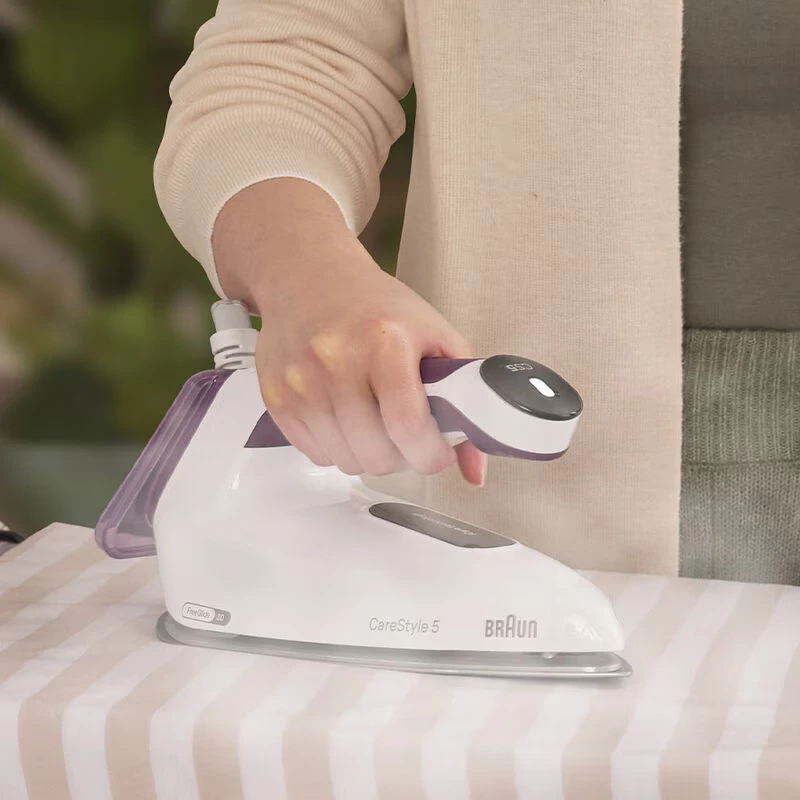 Braun CareStyle 5 IS5247VI 2400 W 2 L base de engomar EloxalPlus violeta, branco