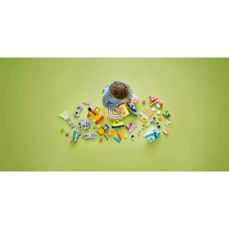 Conjunto de comboio de brincar LEGO DUPLO 10428 Grande comboio comunitário interativo — grande comboio interativo para crianças pequenas