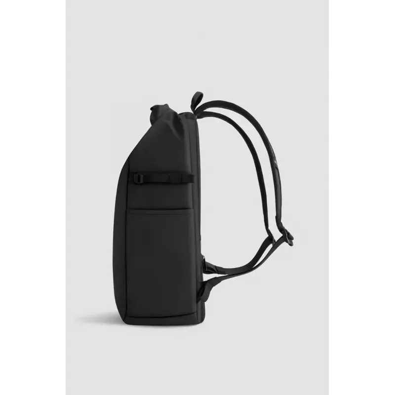 XD Design P706.2801 Urban Water Resistant mochila antirroubo, 20/26 l, compartimento para portátil de 16 polegadas, preta