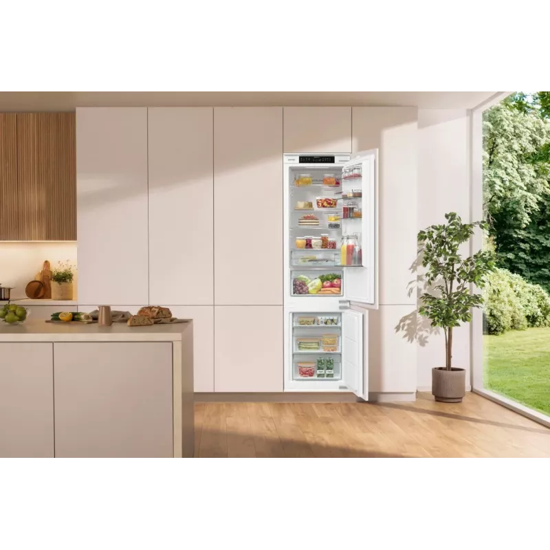 Gorenje NRKI519E41 frigorífico combinado de encastrar, 284 l, NoFrost DualAdvance, 6 kg/24 h, classe energética E, branco