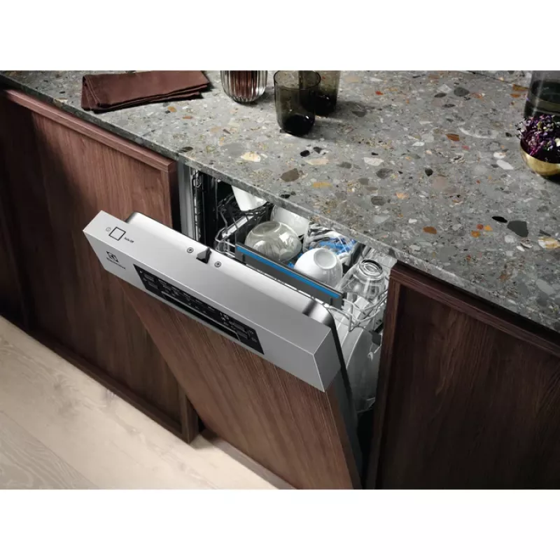 Máquina de lavar loiça de encastrar Electrolux EES42210IX 45 cm Slimline, 9 conjuntos, 44 dB, AirDry, 8 programas