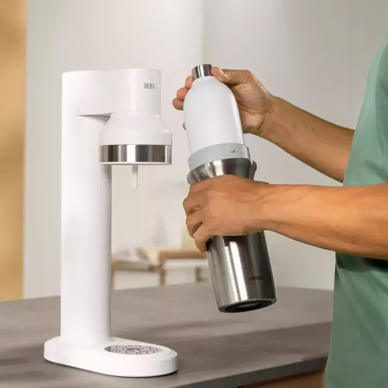 Máquina de gaseificar BRITA Carbonator 1046730 Branco — gaseificador de mesa compacto com 2 garrafas (231×126×443 mm)