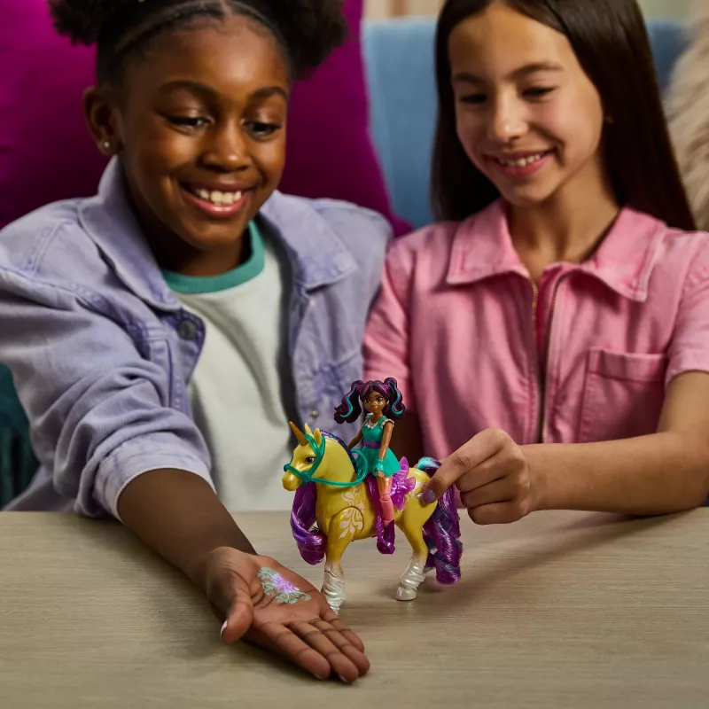 Unicorn Academy, Ava & folha de magia das plantas com efeito de luz, 2 acessórios de equitação, bonecas & brinquedo de unicórnio para raparigas a partir dos 4 anos