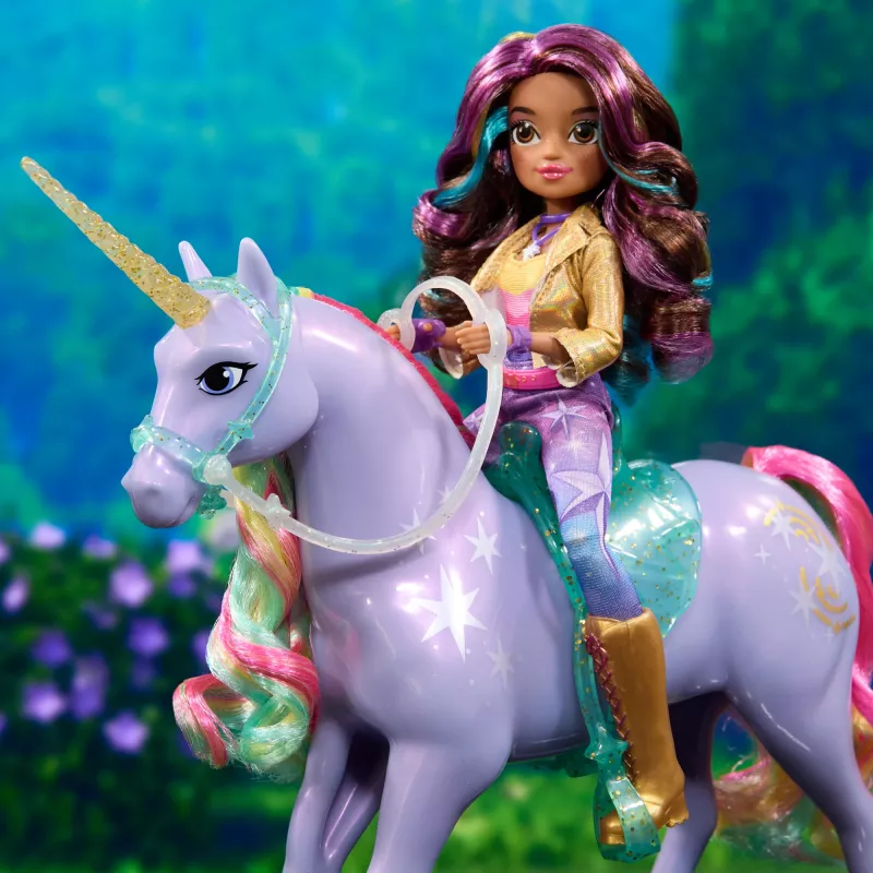 Spin Master Unicorn Academy figura de unicórnio Wildstar 11 polegadas com sela e arreios translúcidos, multicolor, plástico, para crianças a partir dos 4 anos