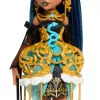Boneca Monster High Scary Sweet Birthday Cleo De Nile com vestido de festa, balão e presente