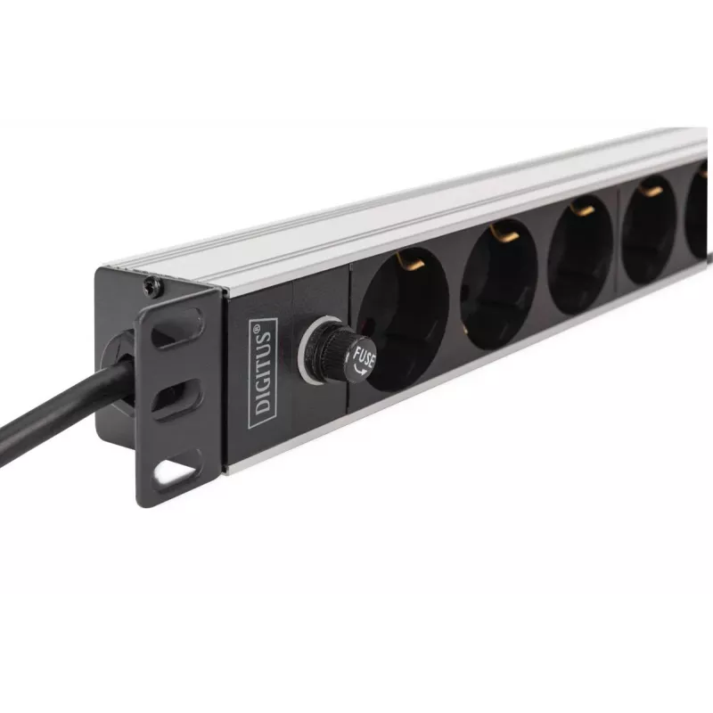 DIGITUS PDU - 1U rackmount alumínio 8x tomada CEE 7/7 1x tomada 10A ficha 250VAC 50/60Hz ficha IEC C14 fusível de proteção