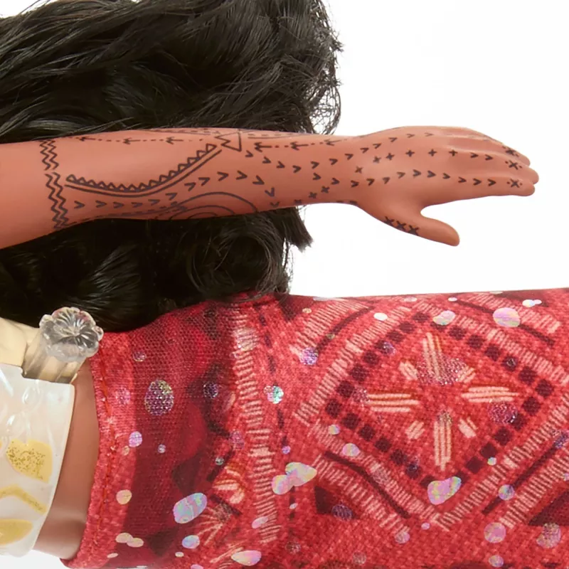 Brinquedo Disney Vaiana 2, boneca Vaiana Tautai flutuante com 2 acessórios e parte superior muda de cor