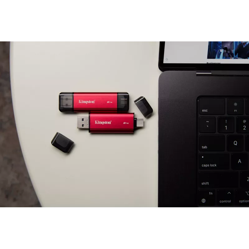 SSD externo Kingston 2 TB Dual USB-A/USB-C, USB 3.2 Gen 2, leitura 1050 MB/s, escrita 950 MB/s, preto/vermelho