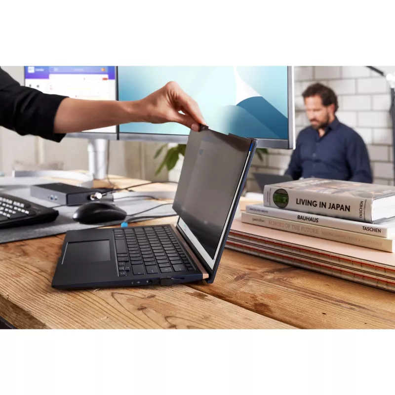 Rato Kensington Pro Fit com fio, lavável, ambidestro, ótico, USB, 1600 DPI, preto