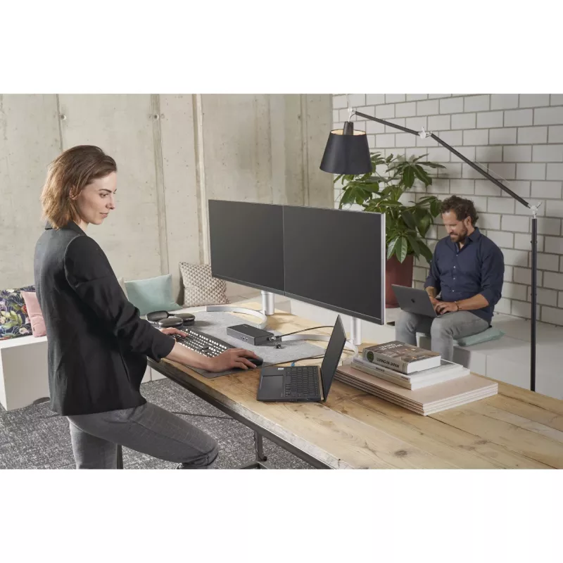 Rato Kensington Pro Fit com fio, lavável, ambidestro, ótico, USB, 1600 DPI, preto