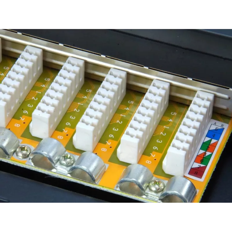 Equip Patch Panel 16 portas Cat.6 blindado, preto, 10/100/1000Base-T(X), Gigabit Ethernet, 1000 Mbit/s, RJ-45, Cat6, montagem em rack