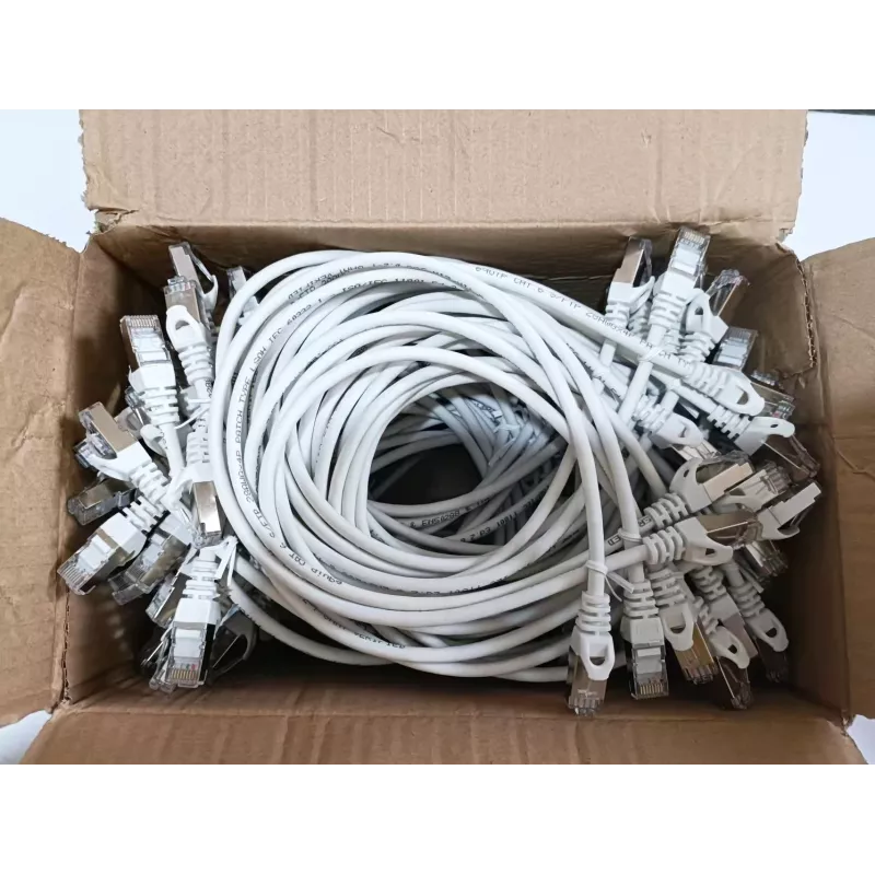 Cabo de rede Equip Cat.6 S/FTP, 0,5 m, branco, 60 unid./conjunto, 0,5 m, Cat6, S/FTP (S-STP), RJ-45, RJ-45, branco