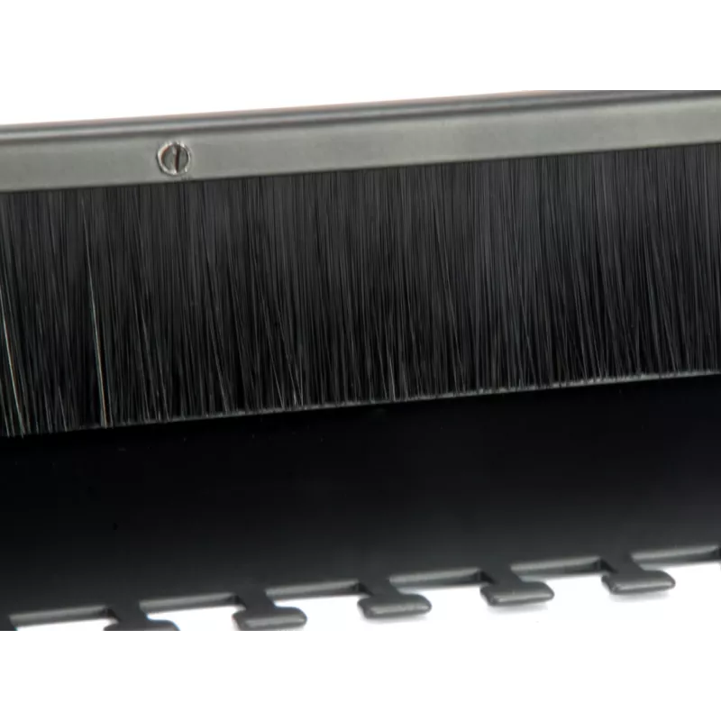 Painel de passagem de cabos Equip, preto (RAL 9005)