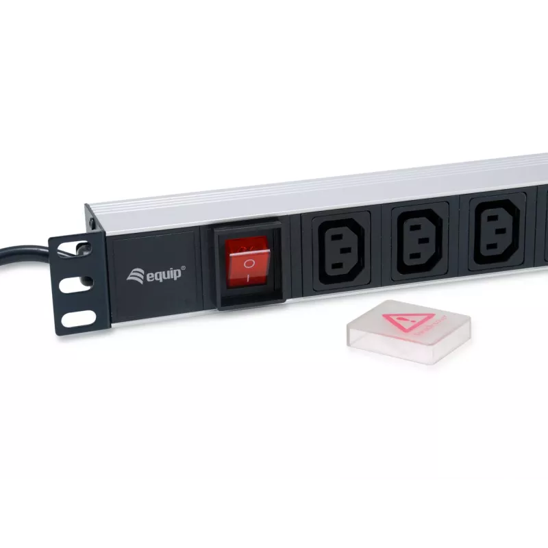 Unidade de distribuição de energia (PDU) Equip 333310 8 saídas AC 1U preto