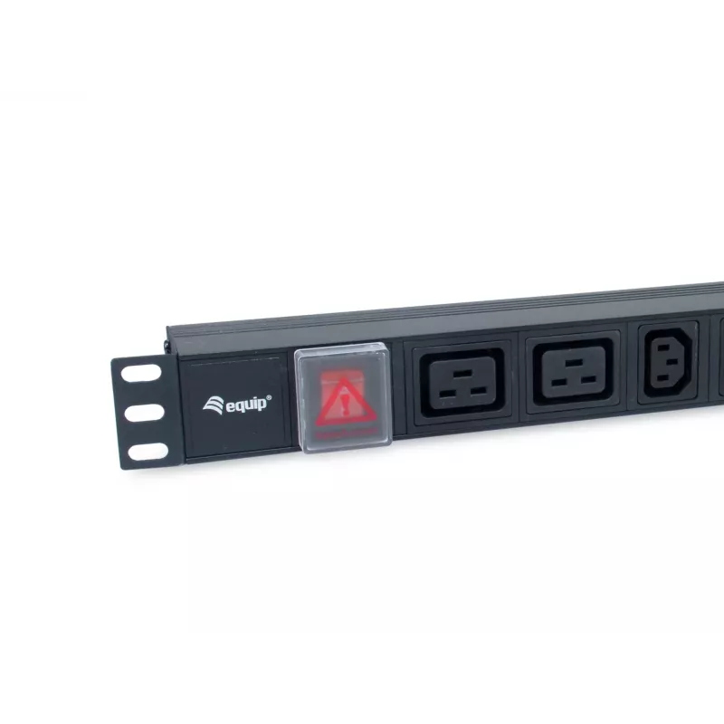 Régua de tomadas Equip 8 tomadas, 6 x IEC-C13 + 2 x IEC-C19, interruptor on/off, caixa em alumínio