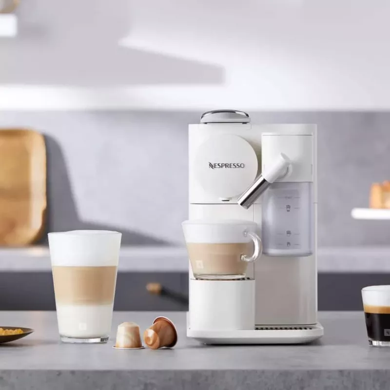 Máquina de café de cápsulas De’Longhi Lattissima One Nespresso - branca