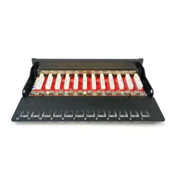 Patch Panel Digitus Desktop CAT 6A Classe EA blindado preto