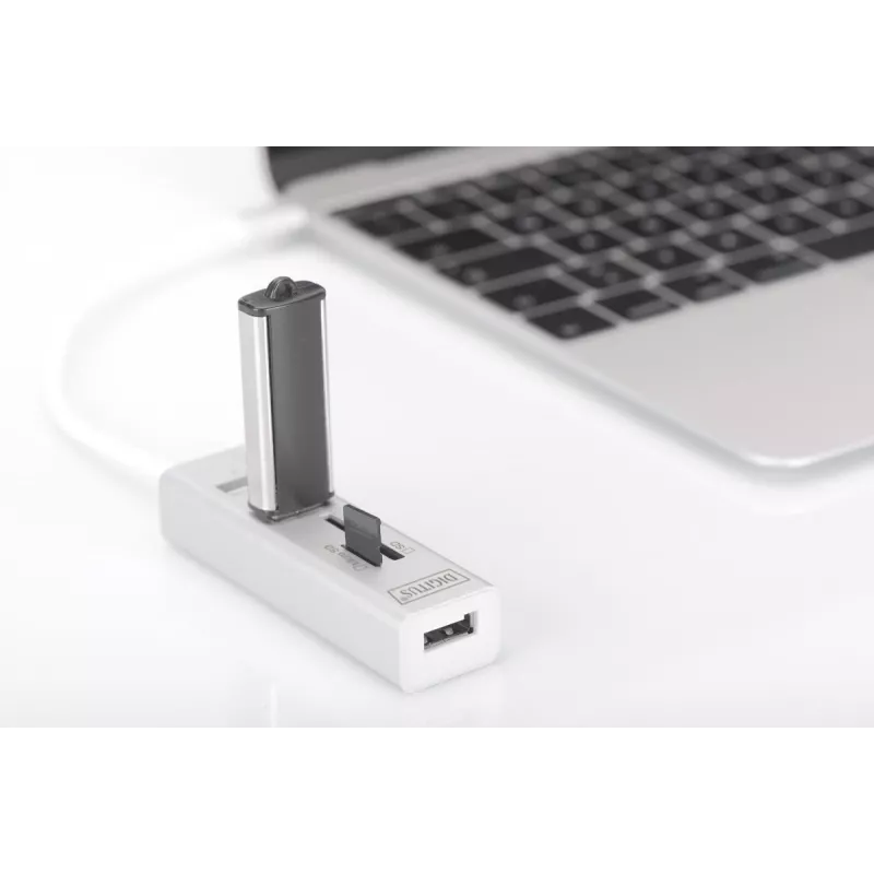 HUB DIGITUS USB 2.0 Type-C com leitor de cartões 3x USB 2.0. 1x SD, 1x MicroSD, caixa de alumínio